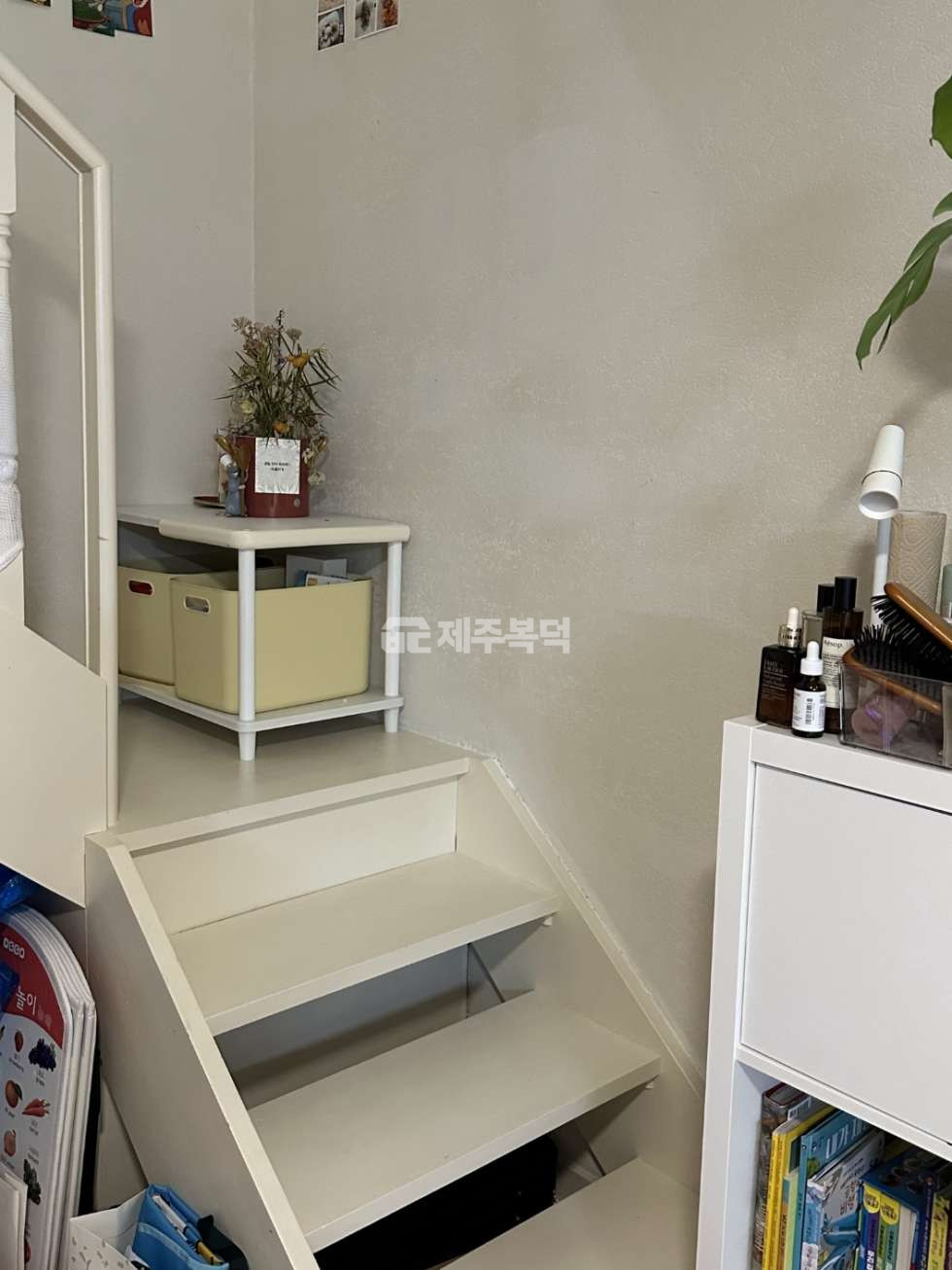 제주 제주시 애월읍 고성리 [연세가능]제주 애월읍 단지형 타운하우스 잘 관리되고 시내 가까운 집 매매 매물번호 10048 사진 5