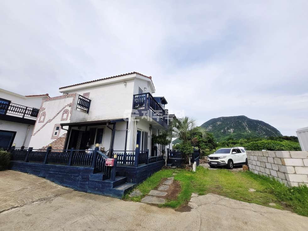 제주 서귀포시 안덕면 사계리 서귀포 안덕면 사계리 세대 분리형 2세대 다가구 단독 주택 2억 할인 매매 매물번호 10077 사진 1